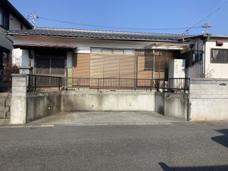 䔪